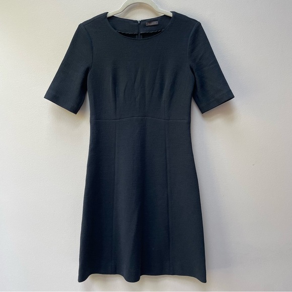 Peserico Textured Charcoal Gray Black Short Sleeve Zip Back Mini Dress Size S - Picture 2 of 9